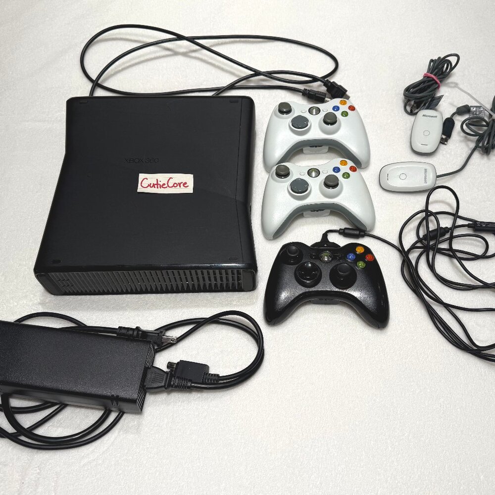 Xbox 360 Slim 250GB Console Bundle + 2 Wireless Controllers + Accessories TESTED